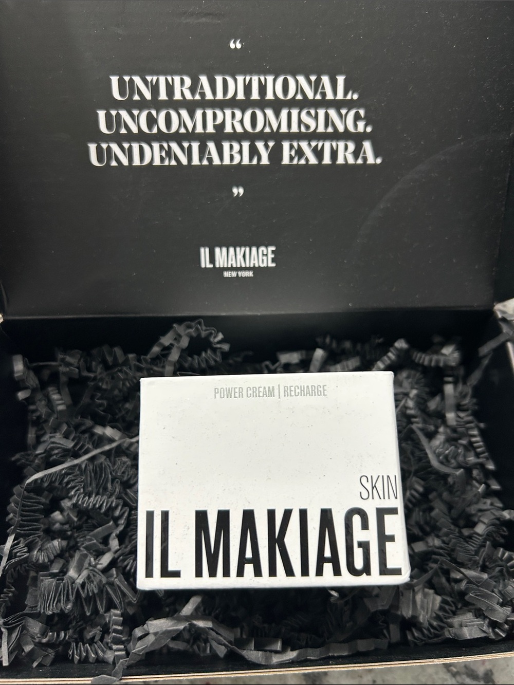 Il makiage skin power cream recharge NIB